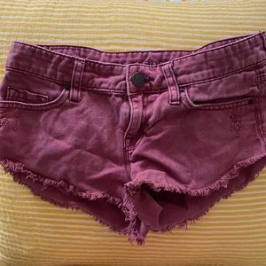 urban outfitters low rise maroon shorts